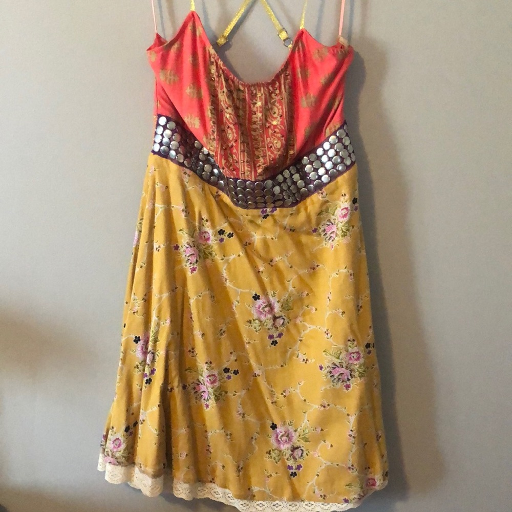 Unique detailed Free People dress in size 8